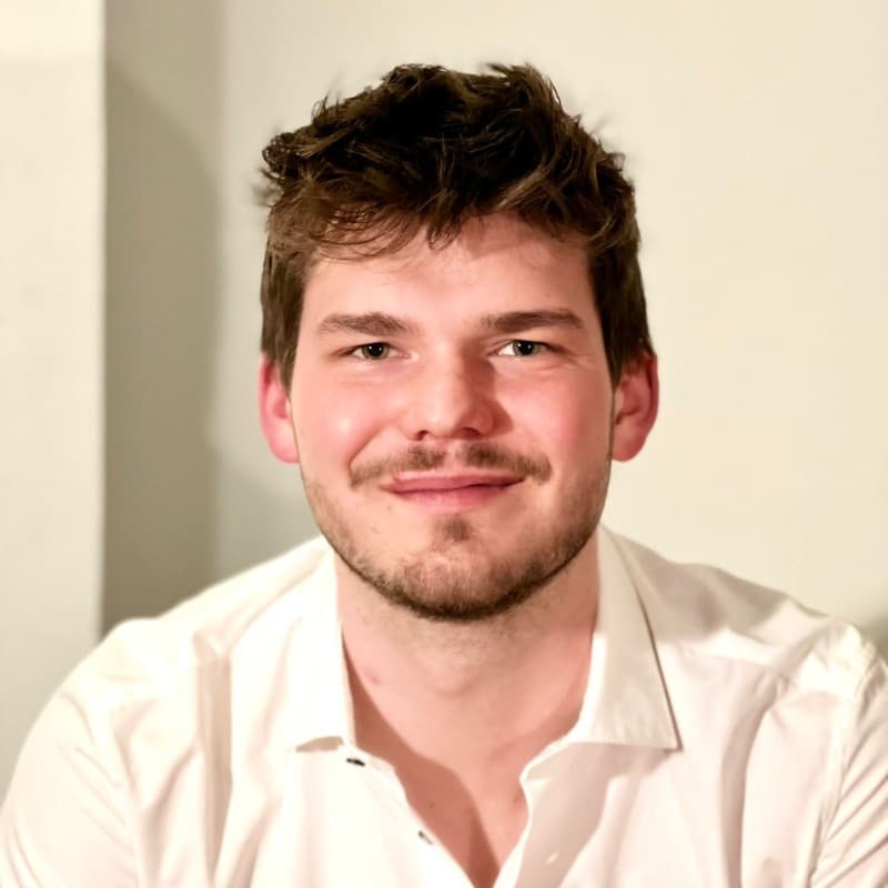 Portrait of Ilya Schneider